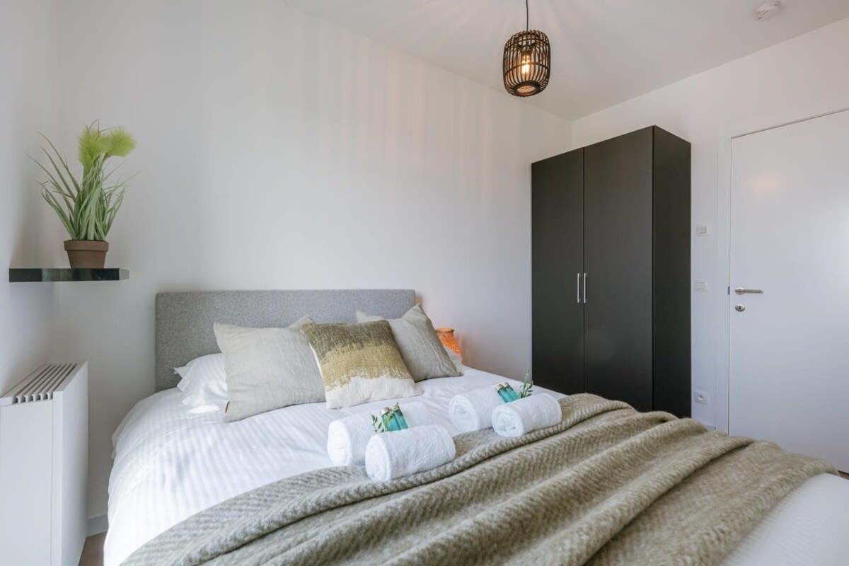 Huswell - Bright Apartment With Seaview ブレーデネ エクステリア 写真